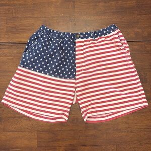 Chubbies original stretch shorts
Men L / 5.5” inseam
The ‘Mericas